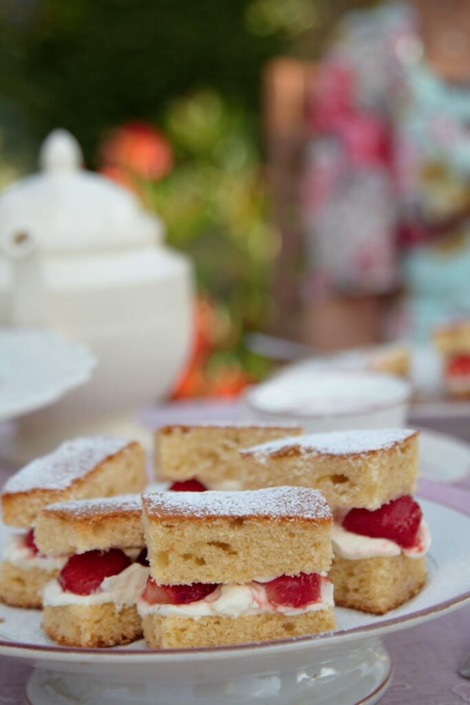 Mary Berry Lucy's Strawberry Slices