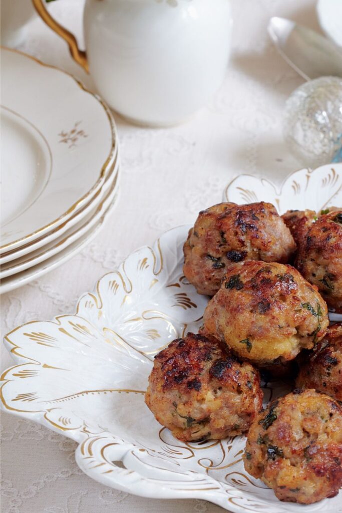 Mary Berry Sage And Onion Stuffing Balls