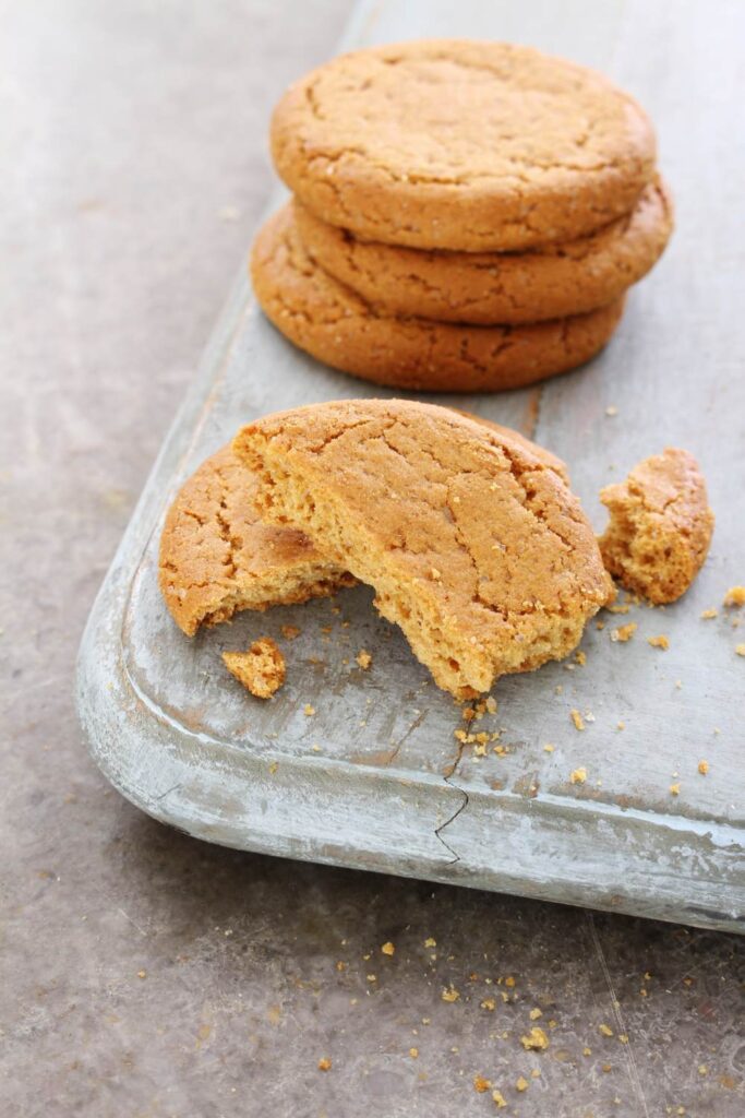 Mary Berry Ginger Oat Crunch Biscuits