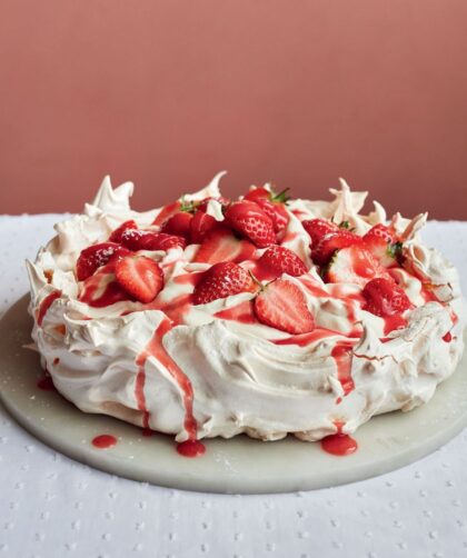 Mary Berry Strawberry Pavlova