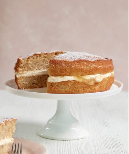 Mary Berry's Apple and Lemon Sandwich Cake