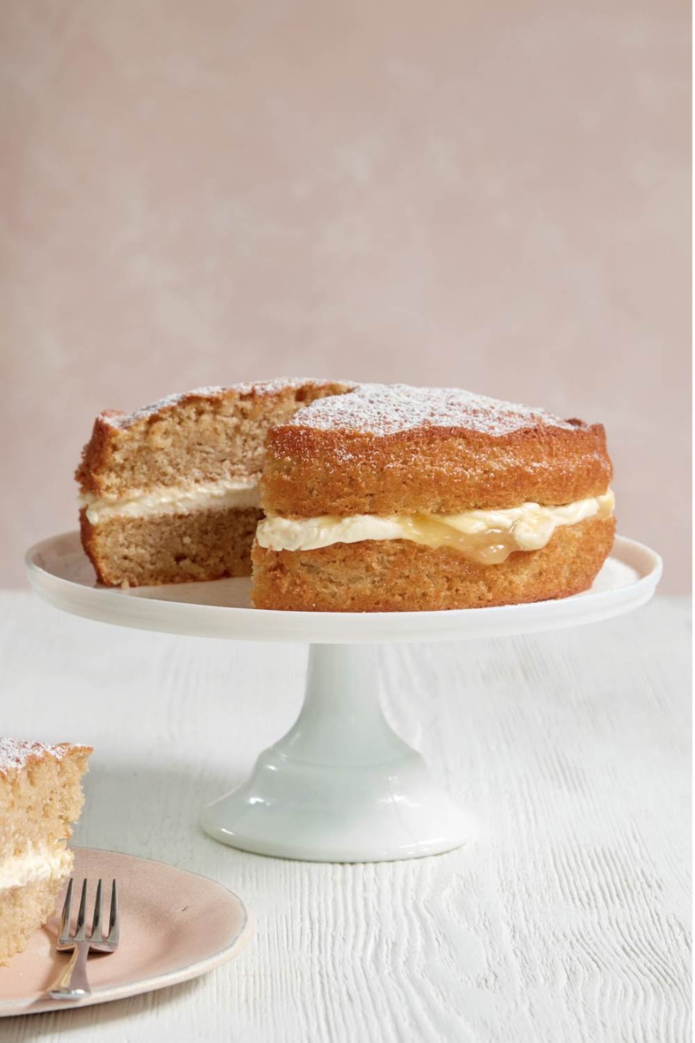 Mary Berry's Apple and Lemon Sandwich Cake