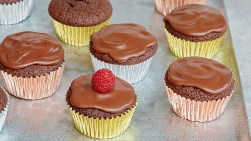 Mary Berry Chocolate Cupcakes