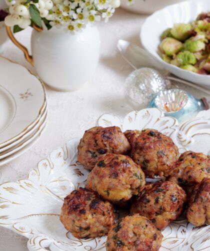 Mary Berry Sage And Onion Stuffing Balls