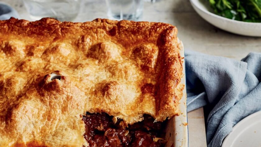 Mary Berry Beef Bourguignon Pie