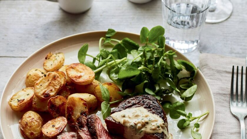 Mary Berry Fillet Steak With Peppercorn Sauce