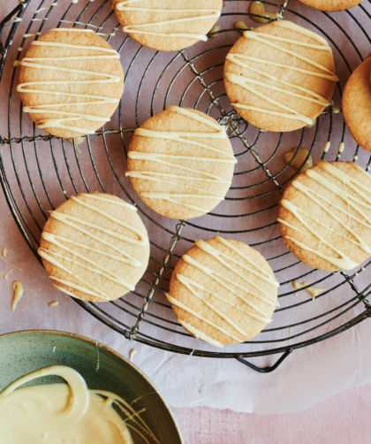 Mary Berry Posh White Chocolate Shortbread Biscuits