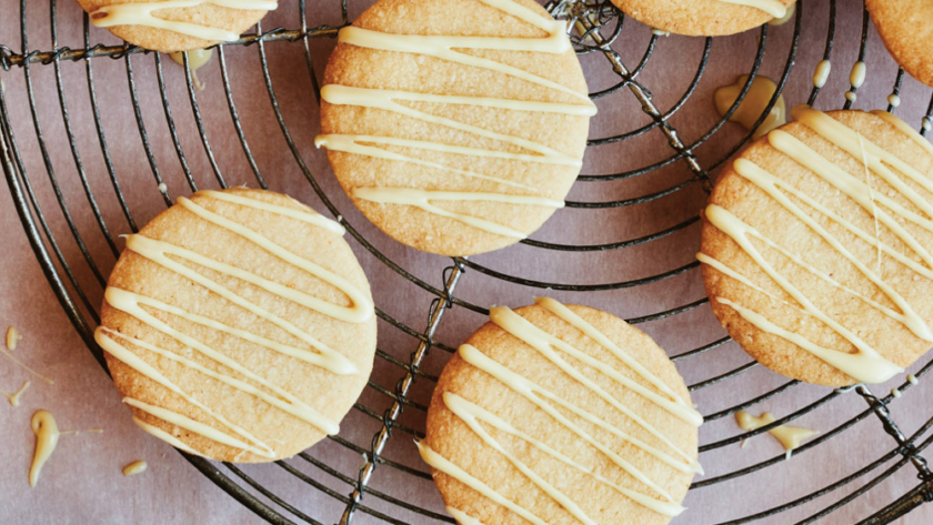 Mary Berry Posh White Chocolate Shortbread Biscuits