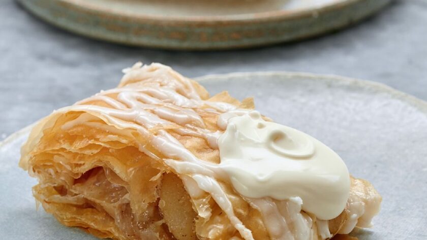 Mary Berry Pear & Apple Strudel