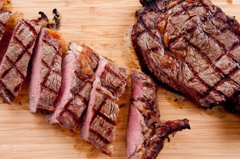 Mary Berry Bavette Steak – Quick, Juicy, and Surprisingly Classy
