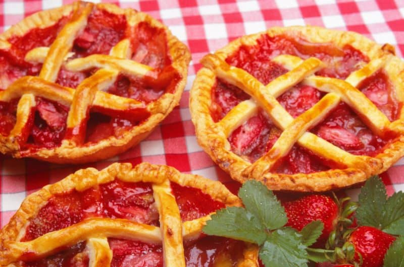 Mary Berry Rhubarb Tart Recipe – A Classic British Dessert