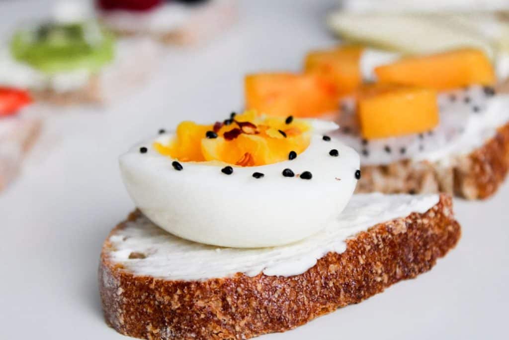 hard boiled eggs