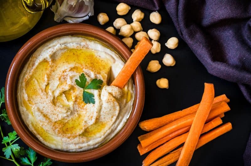 Mary Berry Hummus Recipe – Silky, Nutty & Far Better Than Store-Bought