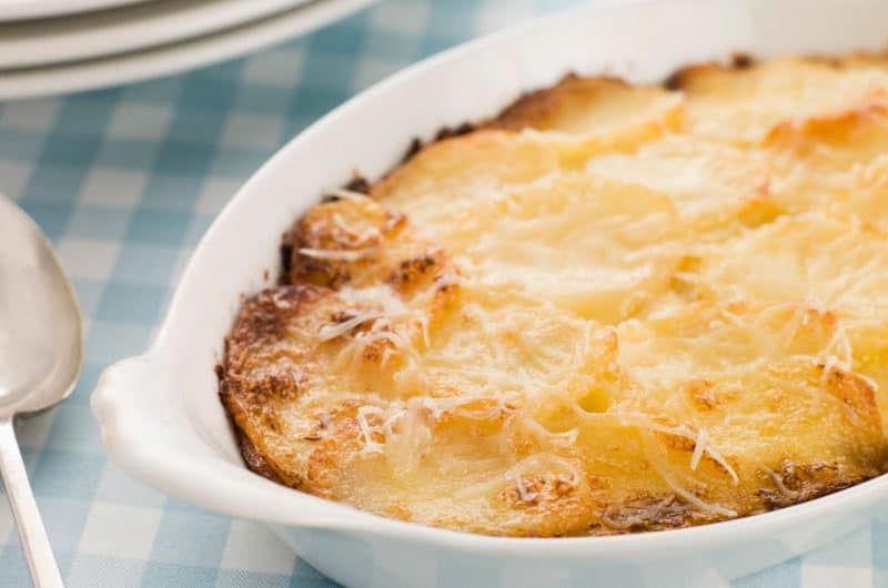 Mary Berry Dauphinoise Potatoes Recipe – Creamy, Comforting, and Foolproof