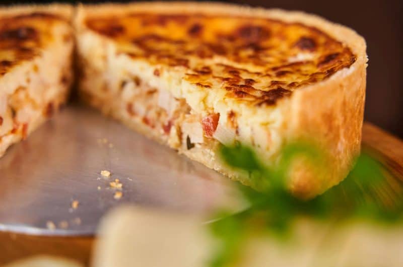 Mary Berry Cheese and Onion Quiche – Crisp Pastry, Creamy Centre, No Soggy Bottoms