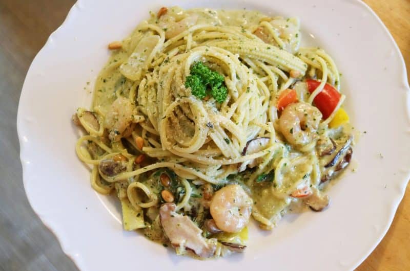 Mary Berry Prawn and Chorizo Pasta – Smoky, Saucy, and Ready in 30 Minutes