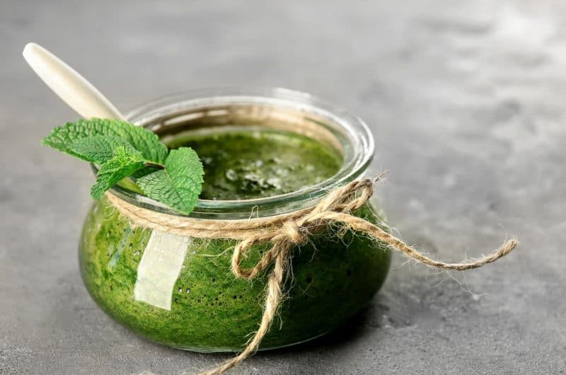 Mary Berry Mint Sauce Recipe – Fresh, Sharp, and Properly Homemade