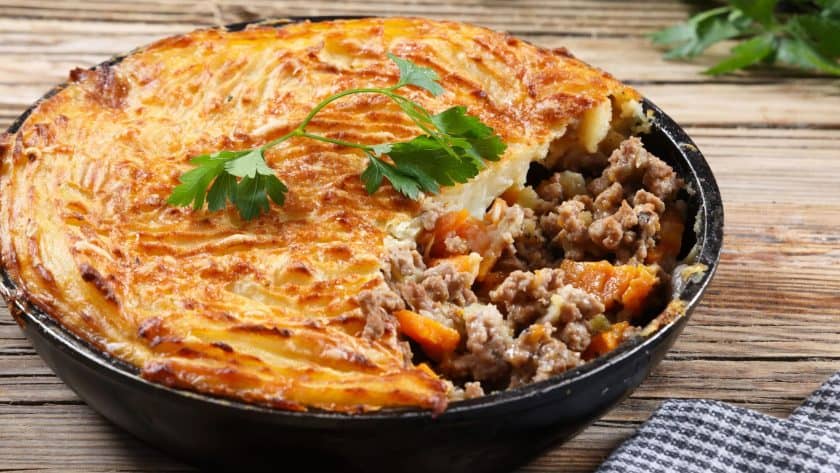 Shepherd's pie with golden crust