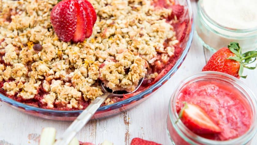 Strawberry rhubarb crumble dessert dish